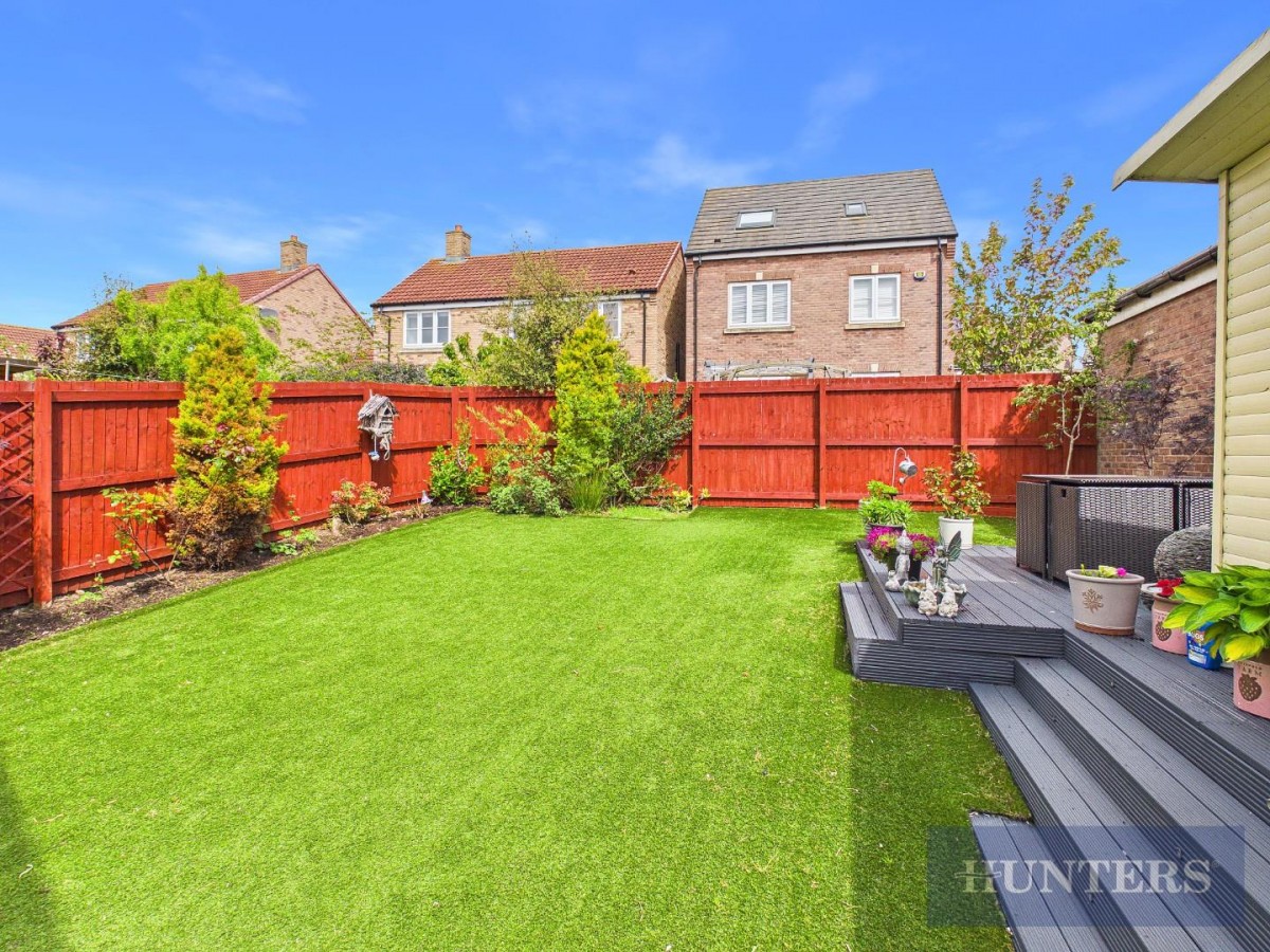 Malling Avenue, Eastfield, Scarborough