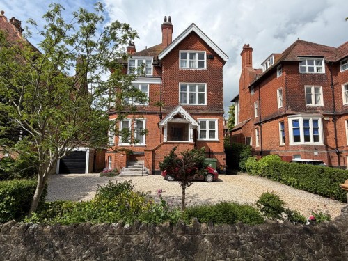 Earls Avenue, Folkestone, Kent