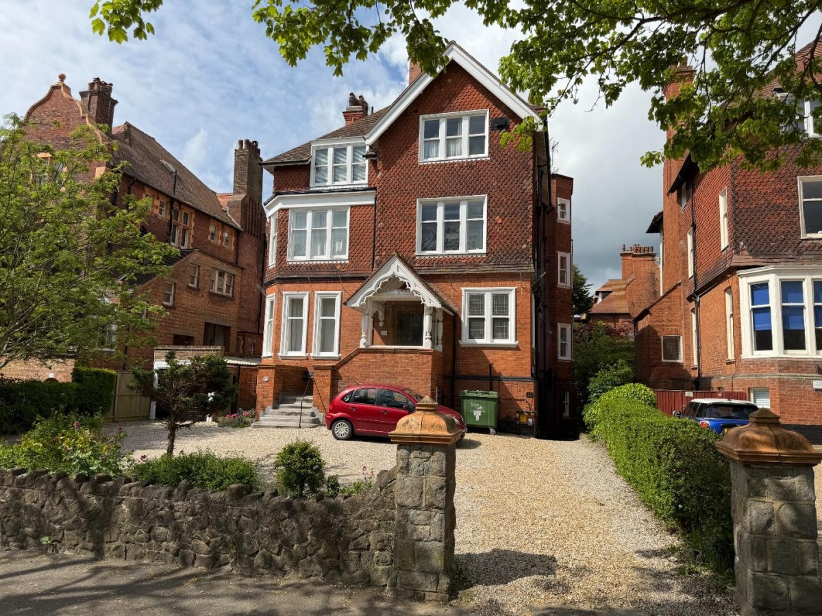 Earls Avenue, Folkestone, Kent