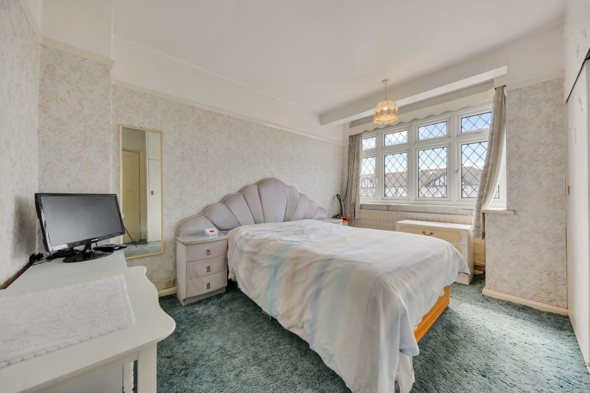 Salcombe Drive, Romford, RM6