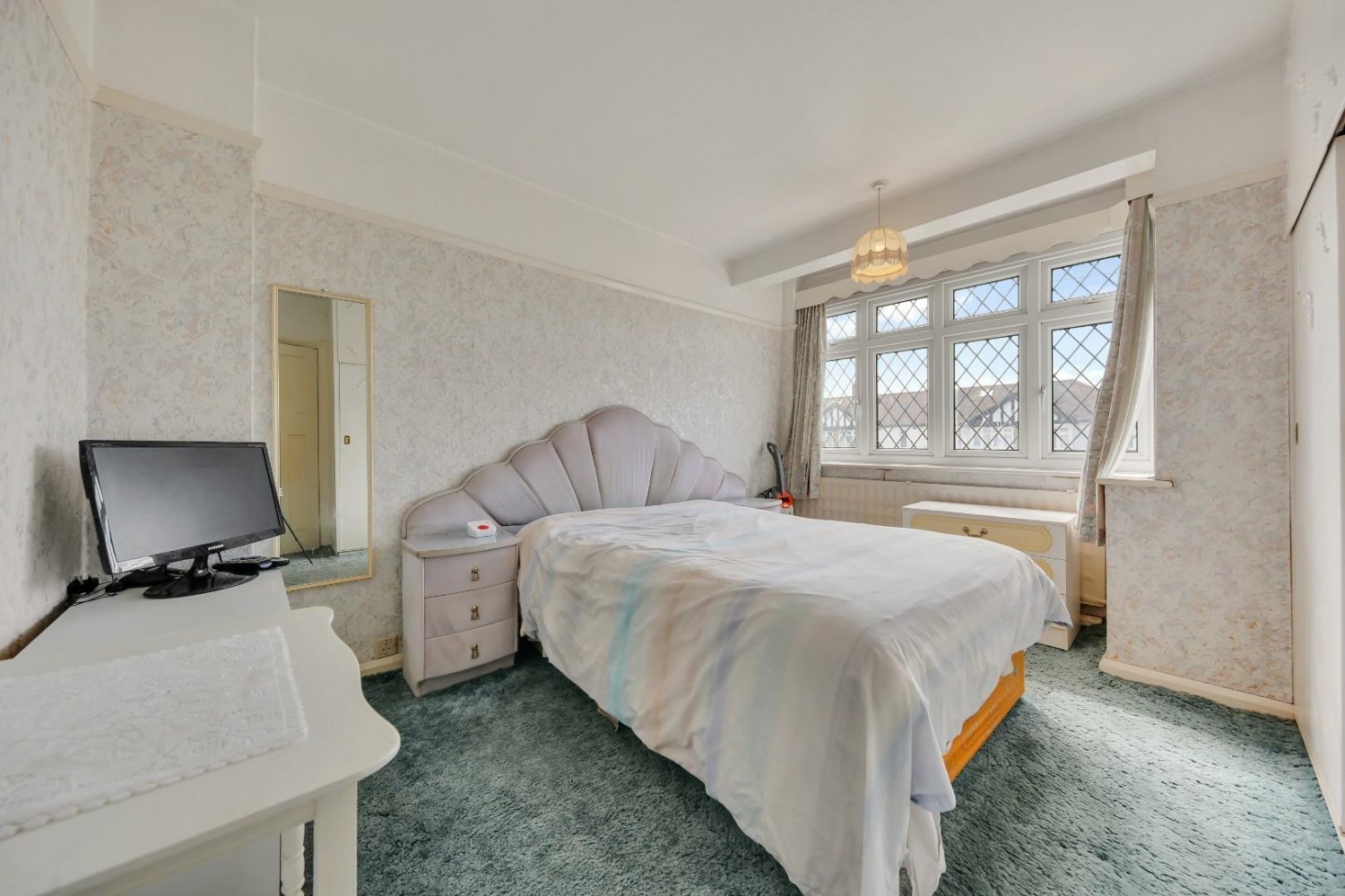 Salcombe Drive, Romford, RM6