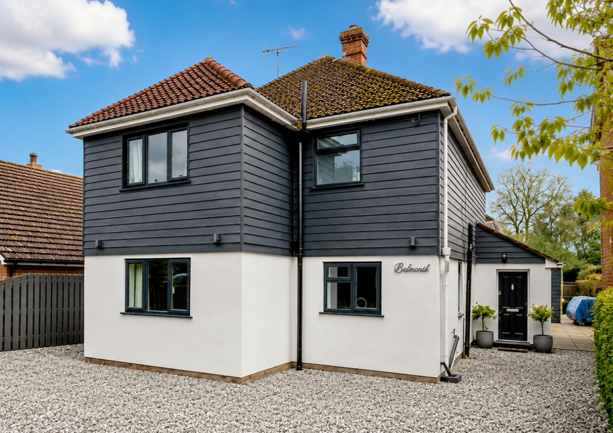ST. MARYS ROAD, WEST HYTHE, CT21 4NU