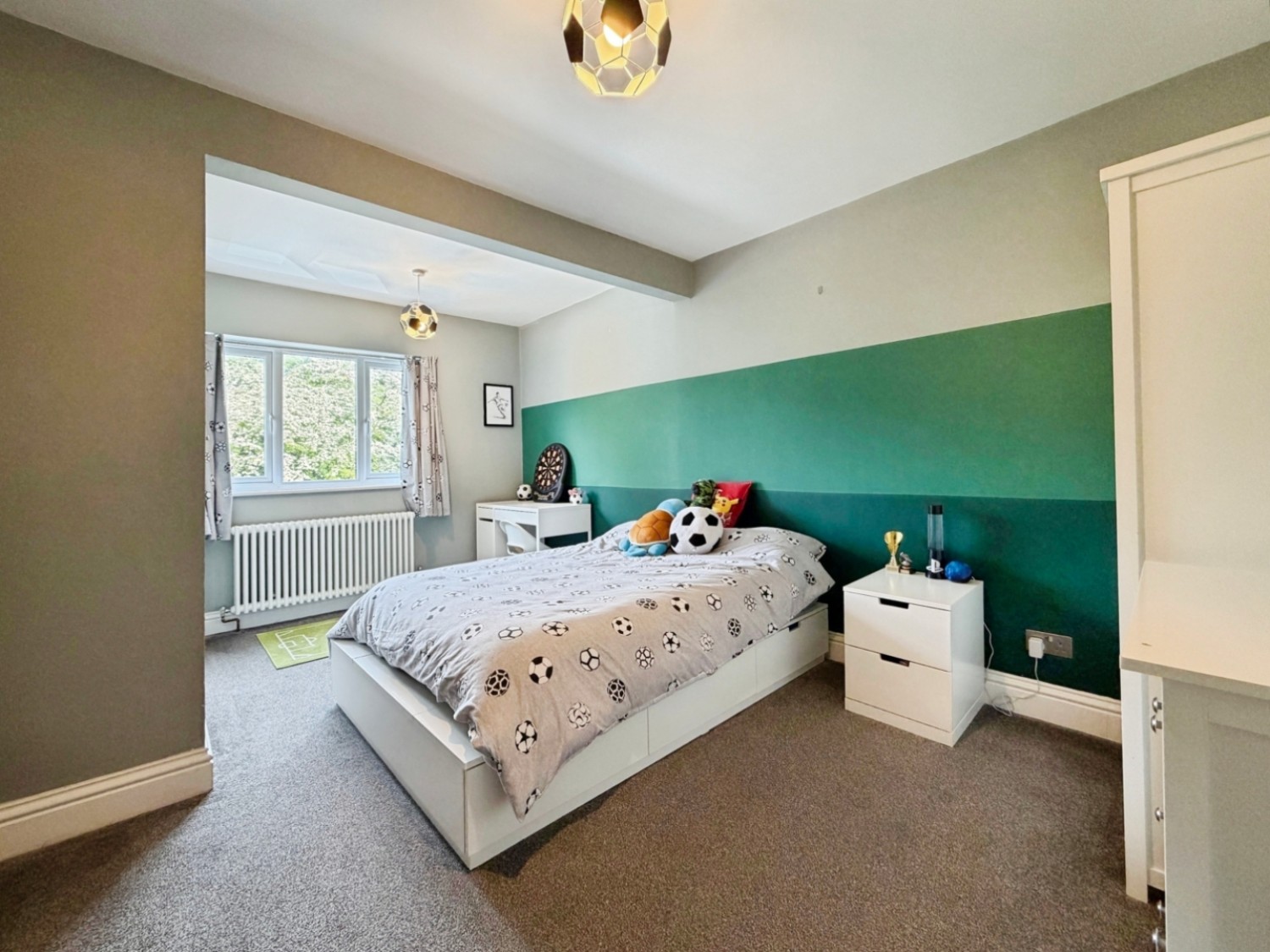ST. MARYS ROAD, WEST HYTHE, CT21 4NU
