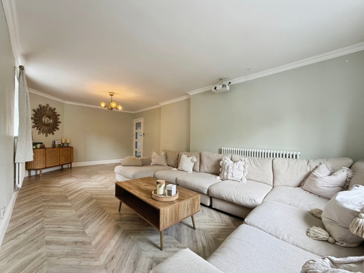 ST. MARYS ROAD, WEST HYTHE, CT21 4NU