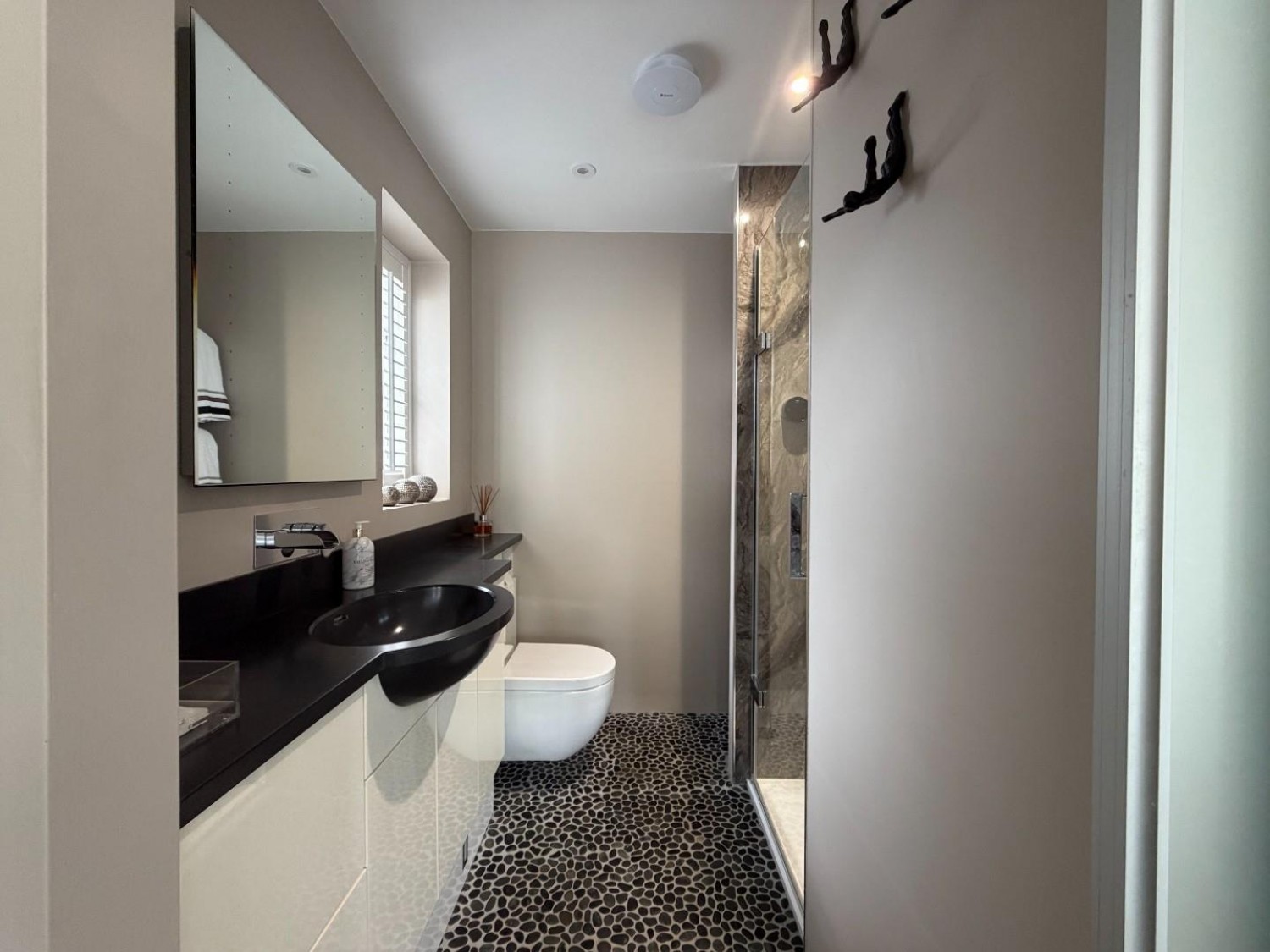 Saxon Close, Amersham, Buckinghamshire, HP6 5QA