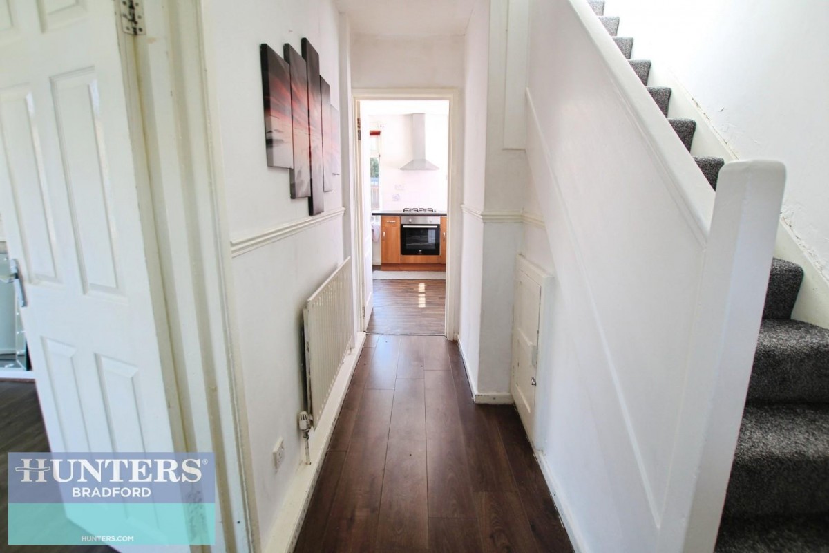 Mandeville Crescent, Bradford, BD6