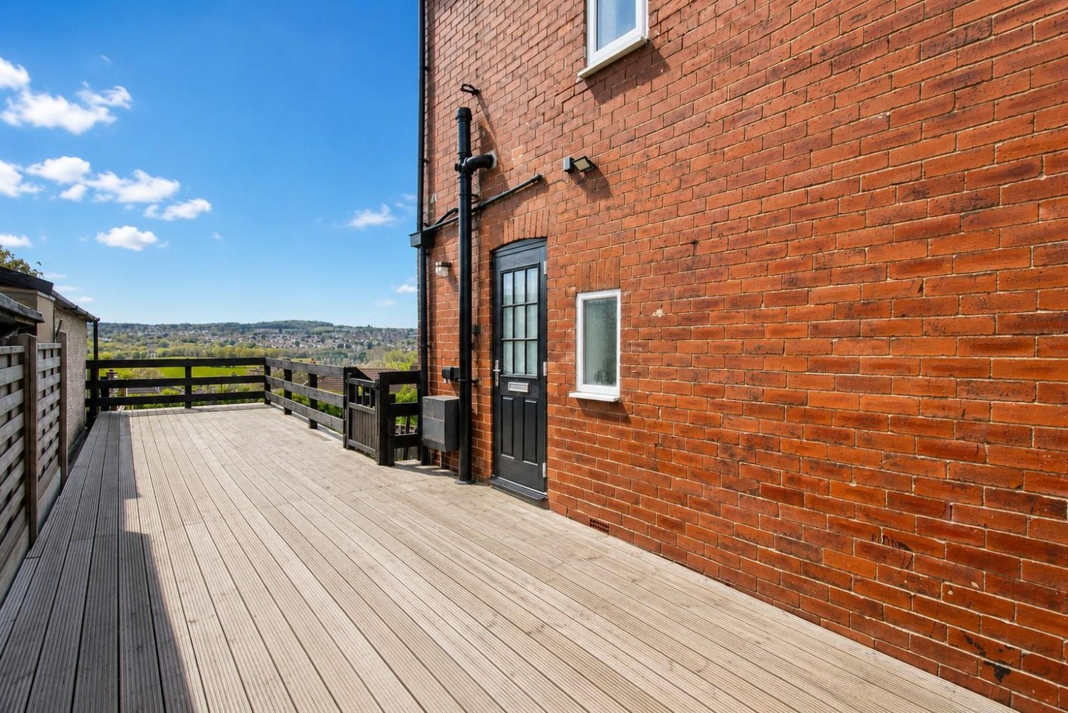 Calverley Gardens, Bramley, LS13