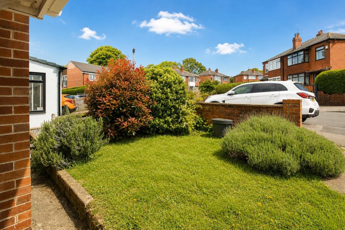 Calverley Gardens, Bramley, LS13