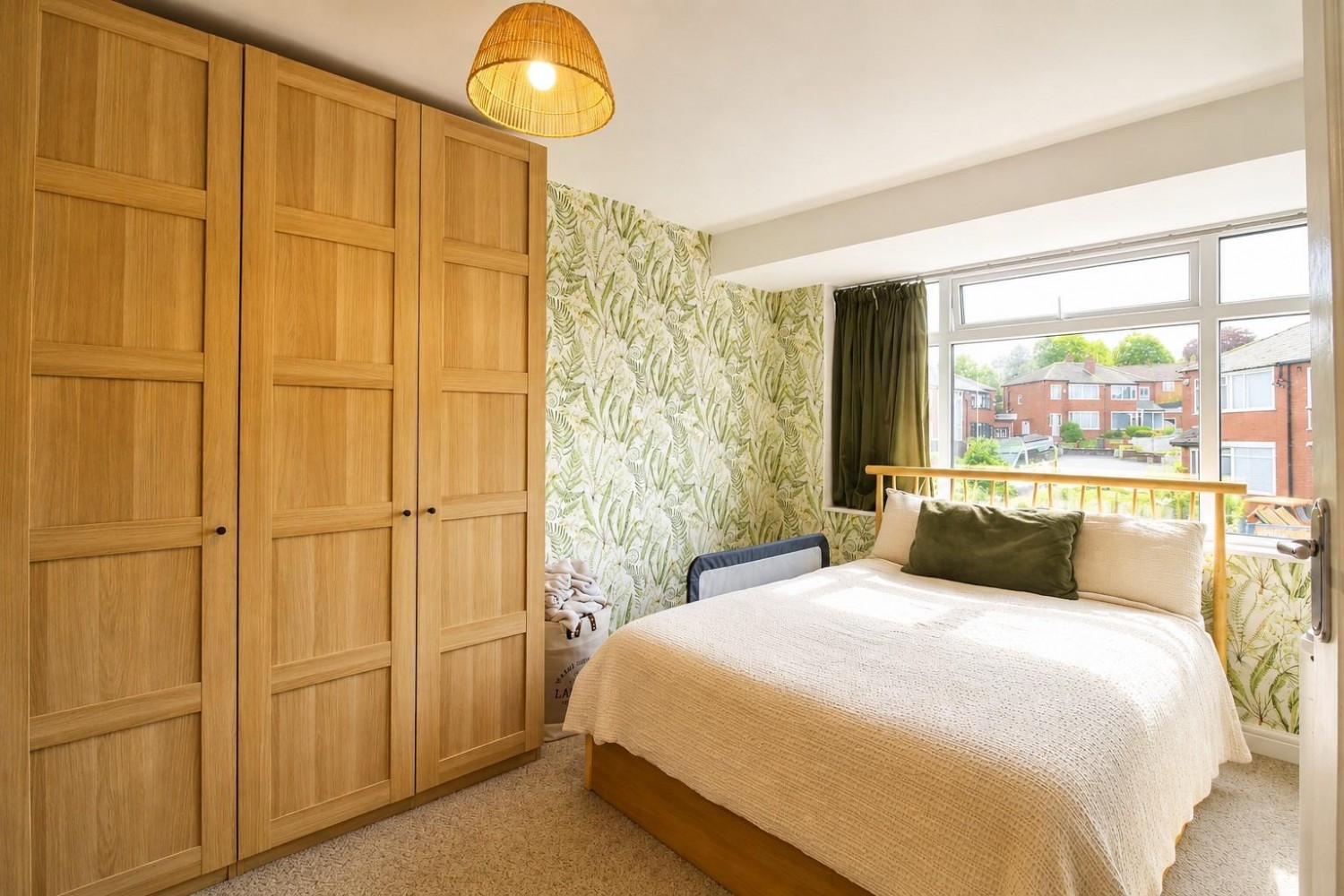 Calverley Gardens, Bramley, LS13