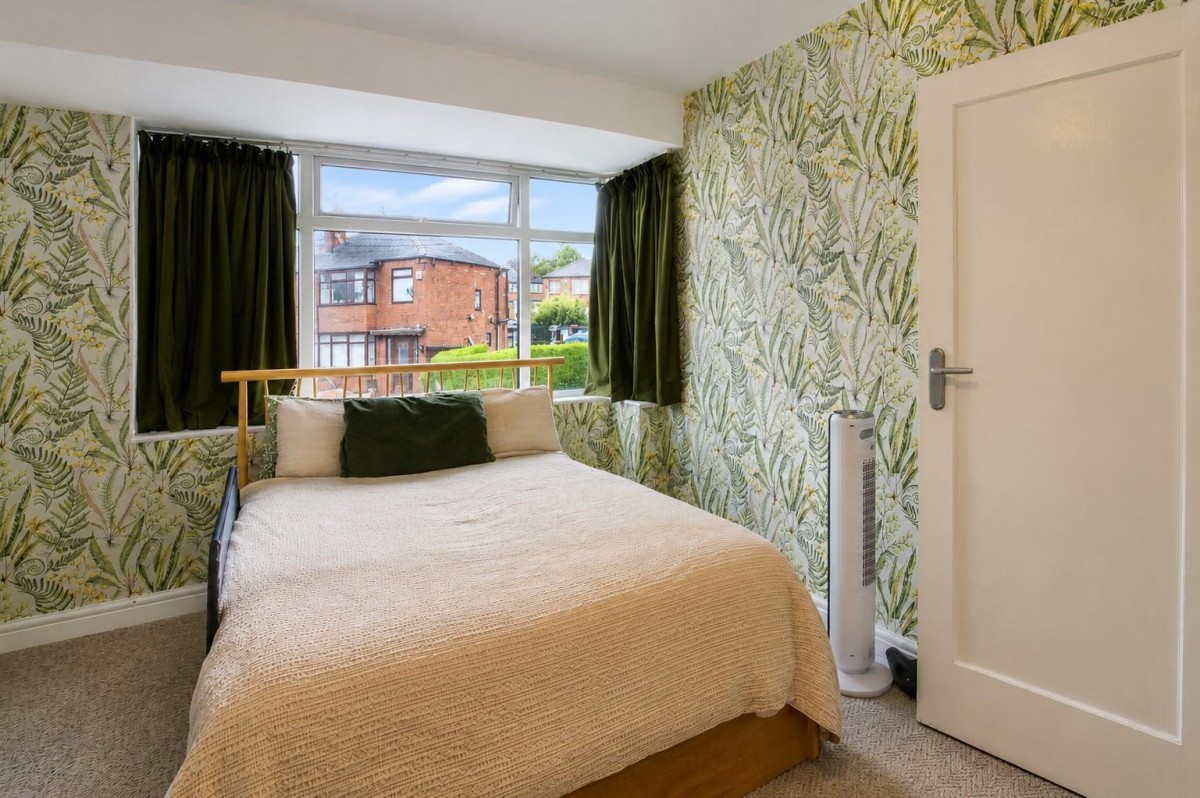 Calverley Gardens, Bramley, LS13