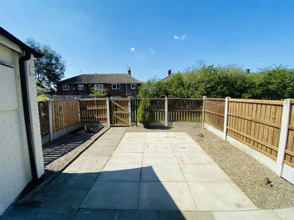 Leatham Park Road, Pontefract, West Yorkshire