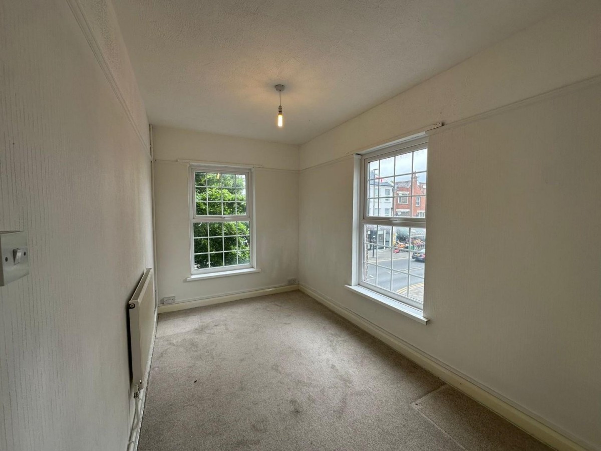 Central Road, Worcester Park