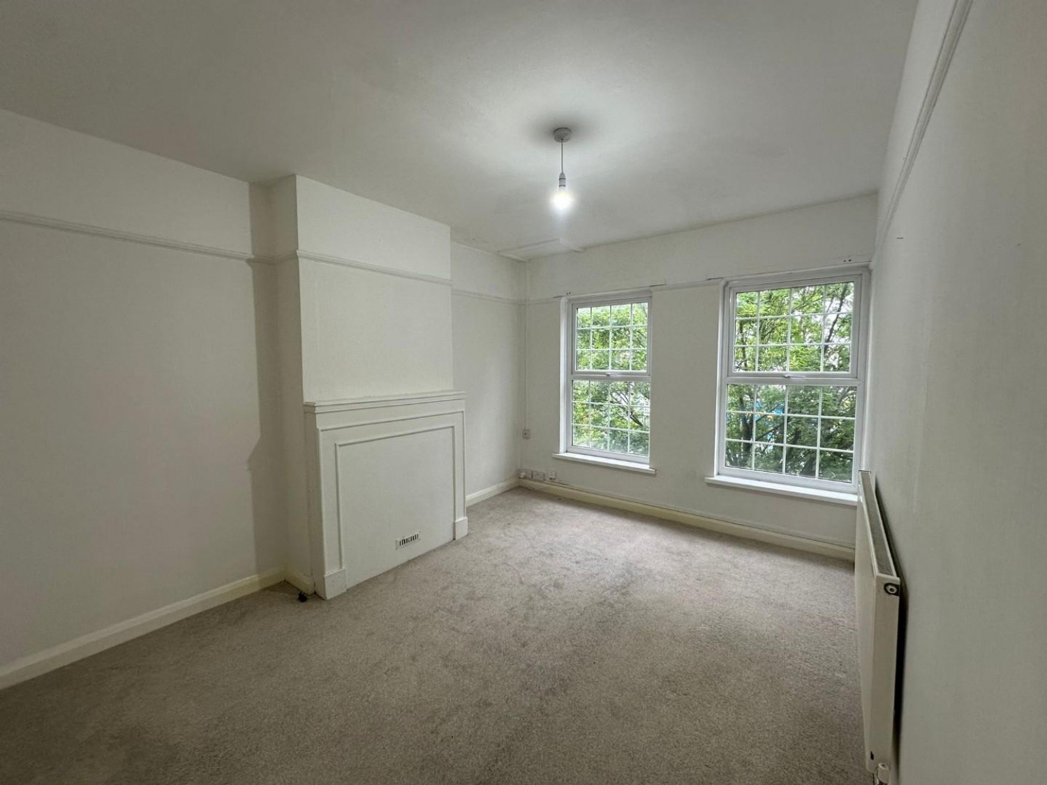 Central Road, Worcester Park
