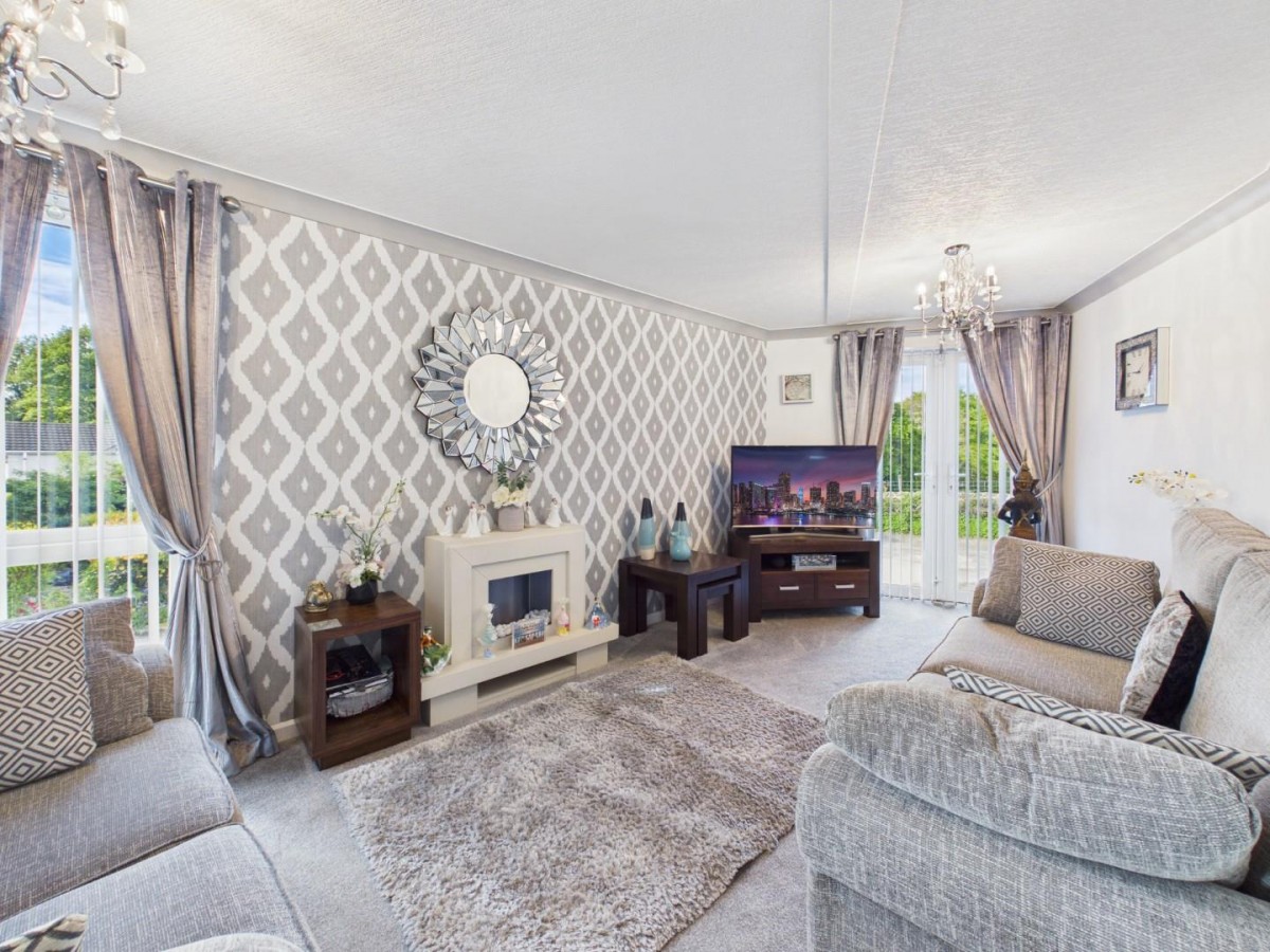Broadstone Park, Sherriff Lane, Bingley