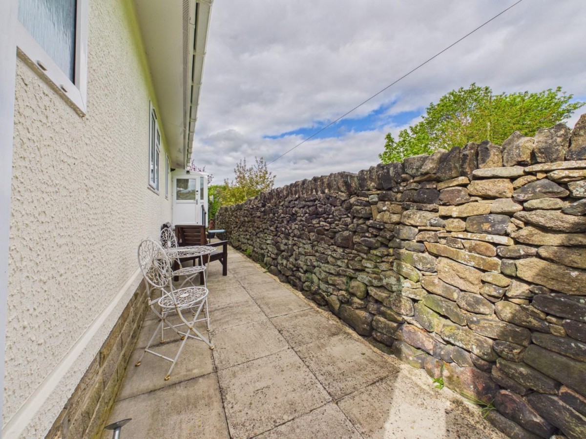 Broadstone Park, Sherriff Lane, Bingley