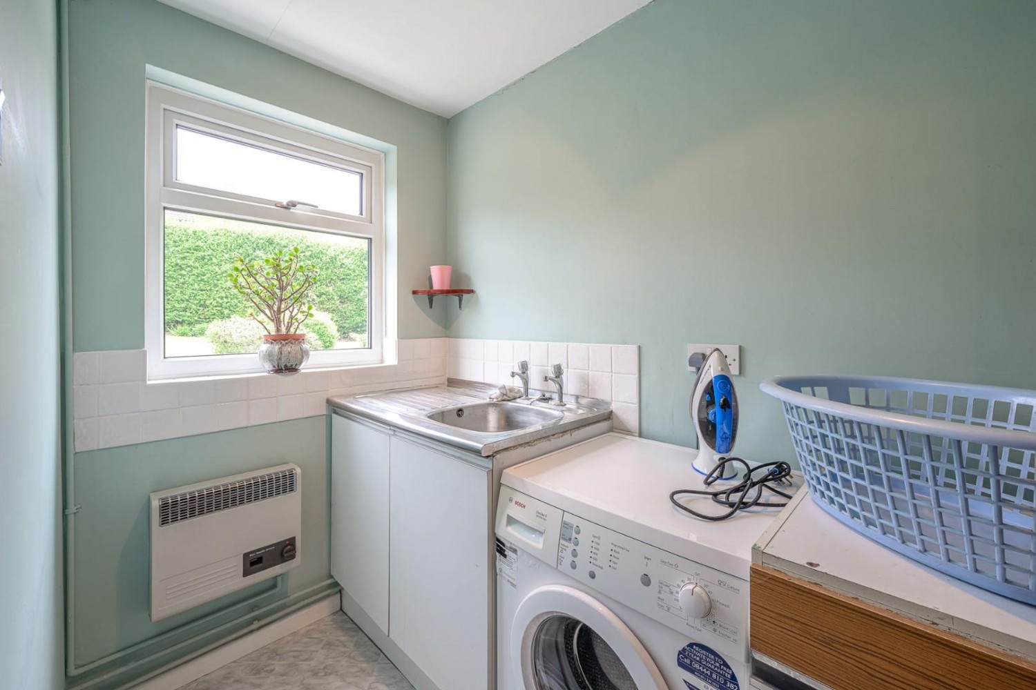 Lyndon Close, Sedgley