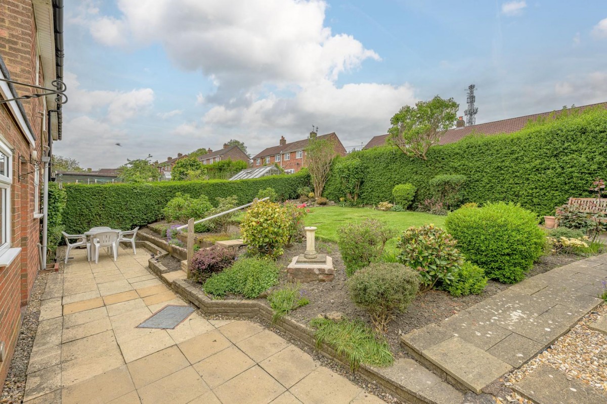 Lyndon Close, Sedgley