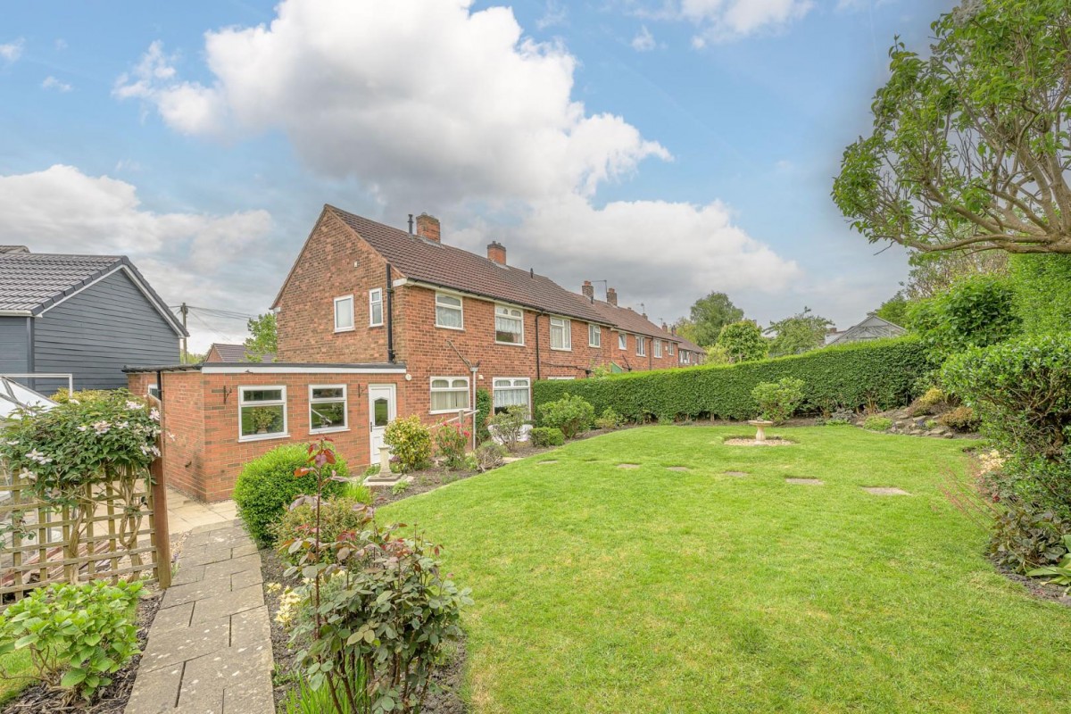 Lyndon Close, Sedgley
