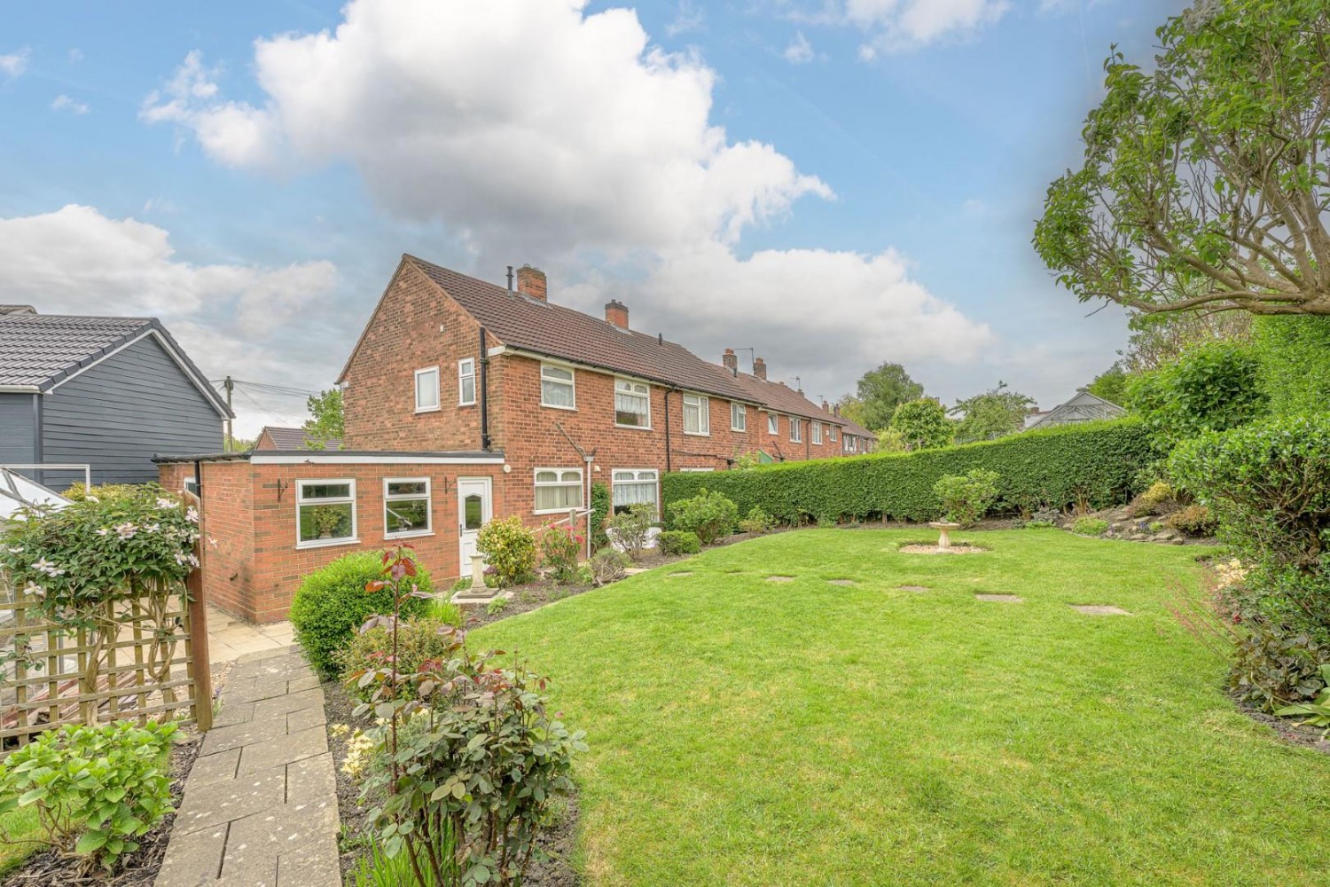 Lyndon Close, Sedgley