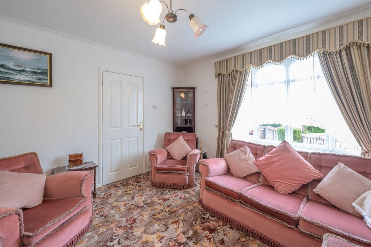 Lyndon Close, Sedgley