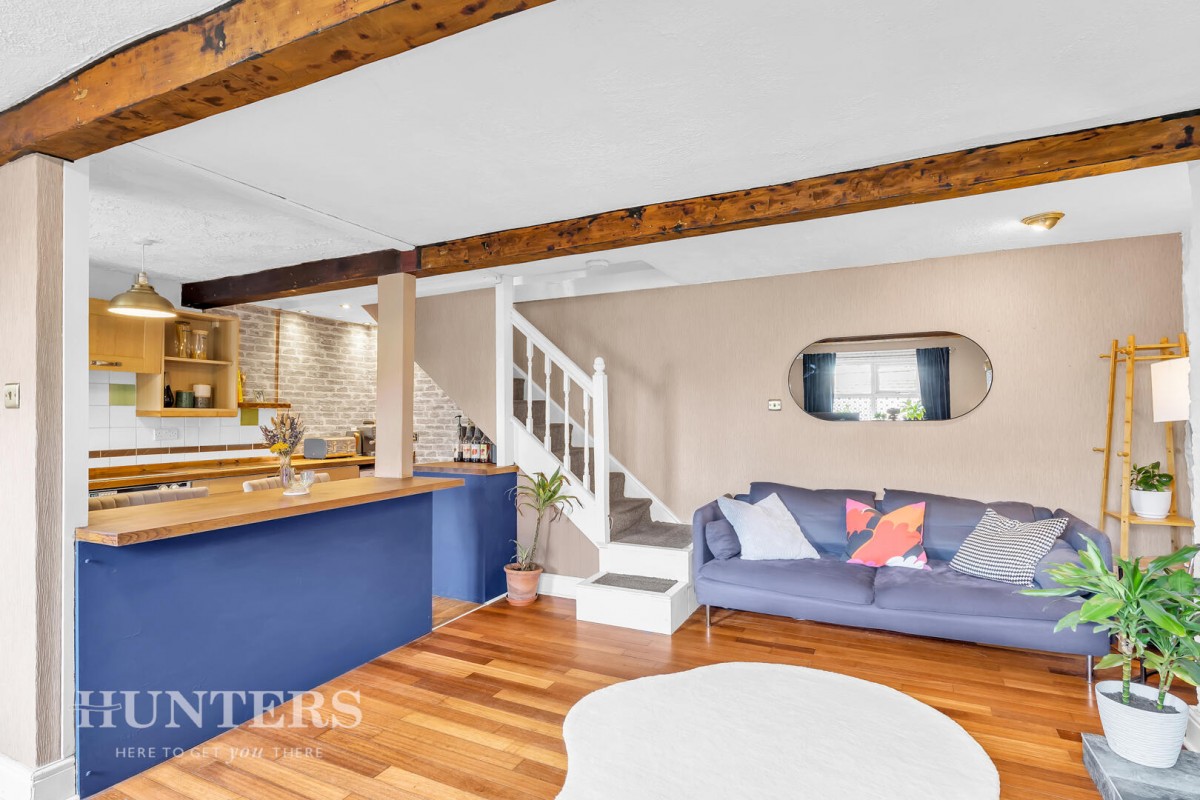Wrigley Place, Smithy Bridge, OL15 0EN