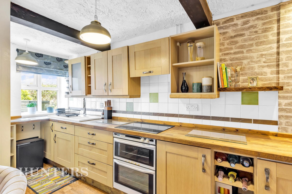Wrigley Place, Smithy Bridge, OL15 0EN