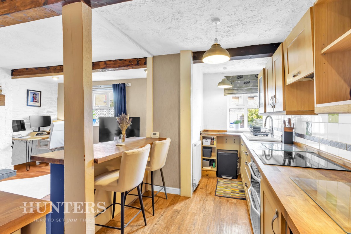 Wrigley Place, Smithy Bridge, OL15 0EN