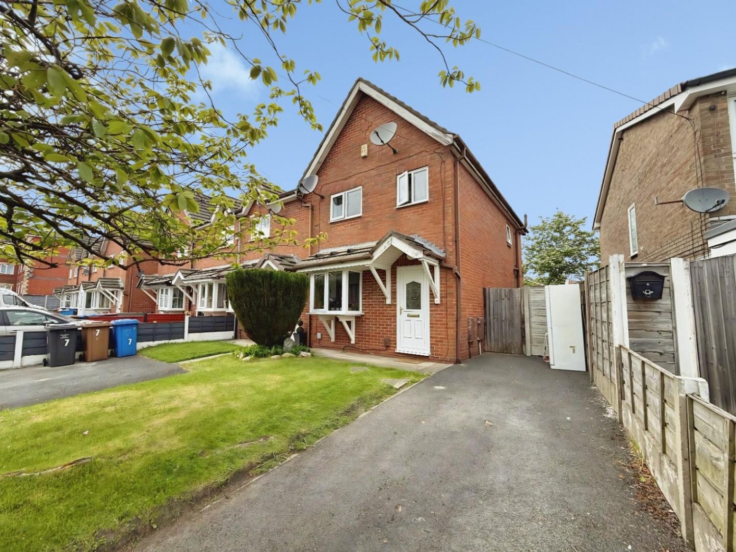 Billy Lane, Clifton, Manchester, M27 8FS