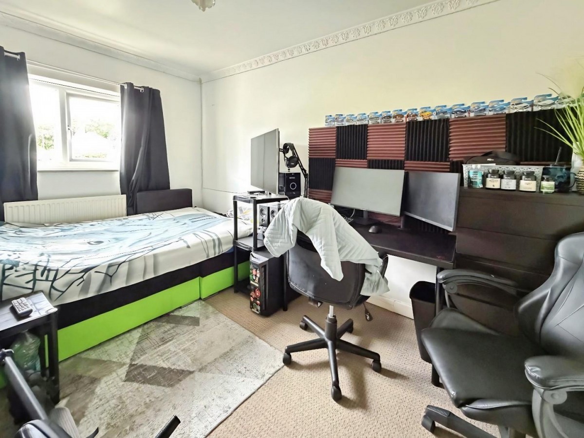 Billy Lane, Clifton, Manchester, M27 8FS