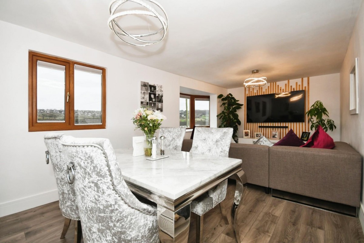Liberty Hill, Stannington, S6