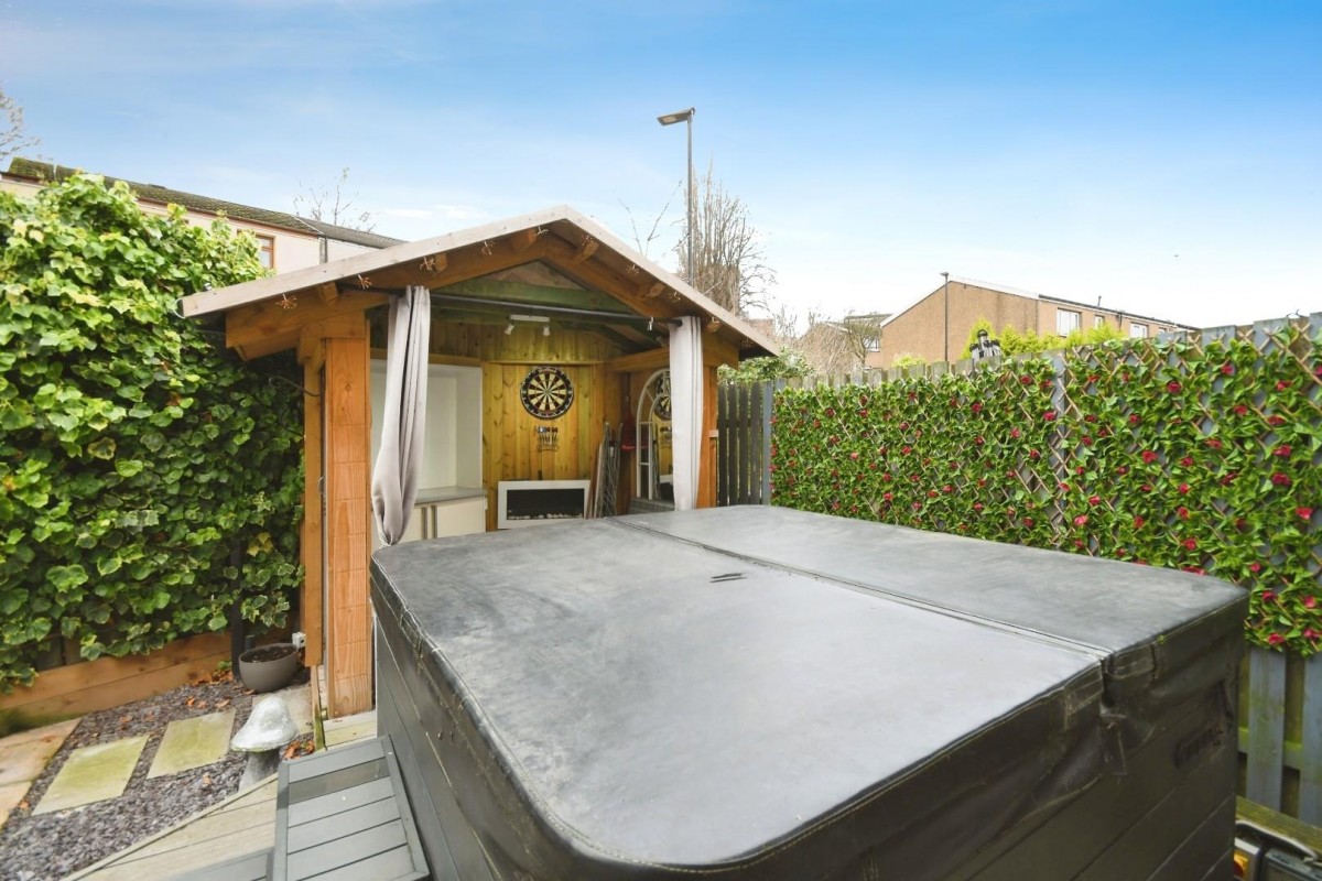 Liberty Hill, Stannington, S6