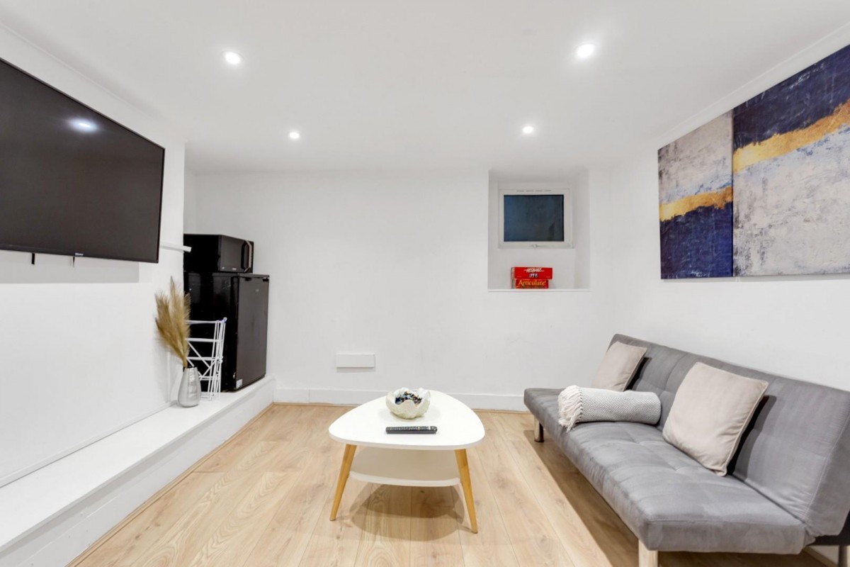 Fountayne Road, London, N16