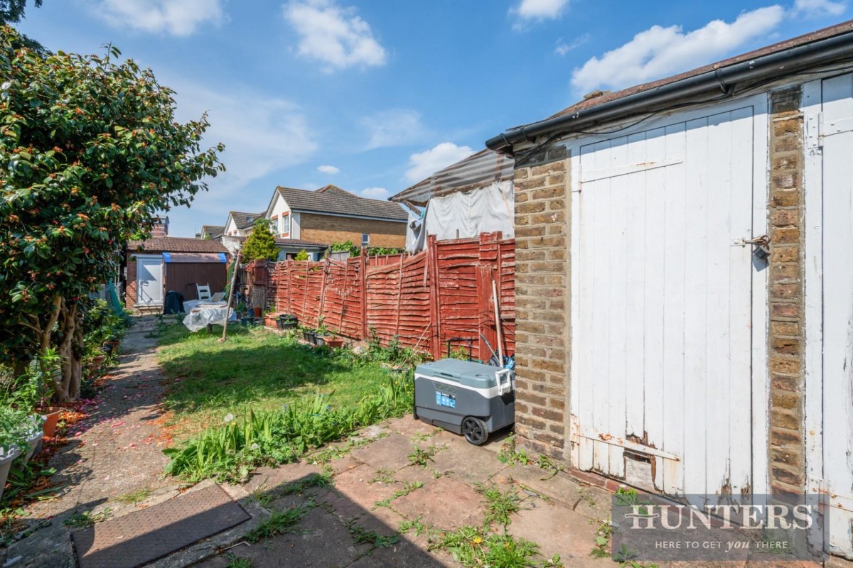Albion Road, Hounslow