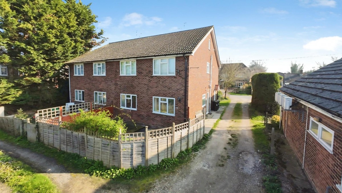 Melbourne Avenue, Winnersh, Wokingham
