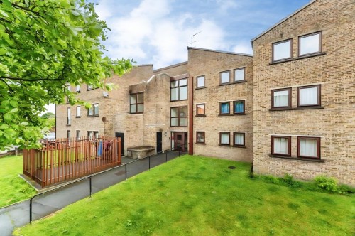 Springfield Court, Banksfield Avenue, Yeadon, Leeds