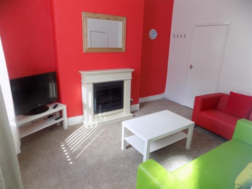 Roscoe Street, Middlesbrough, TS1 3HW