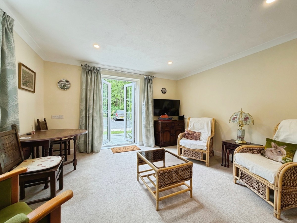 Chapel Road, Hothfield