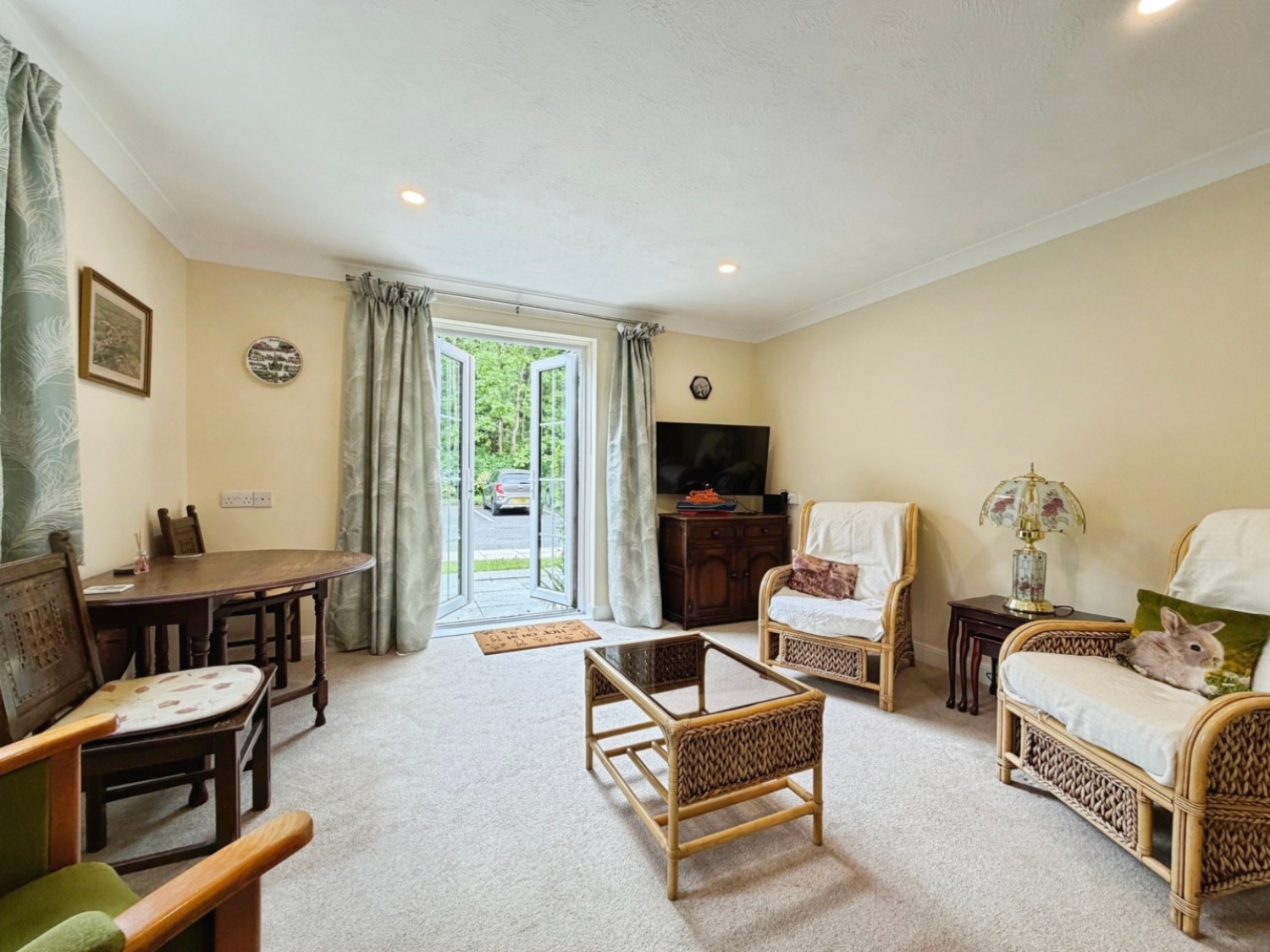Chapel Road, Hothfield