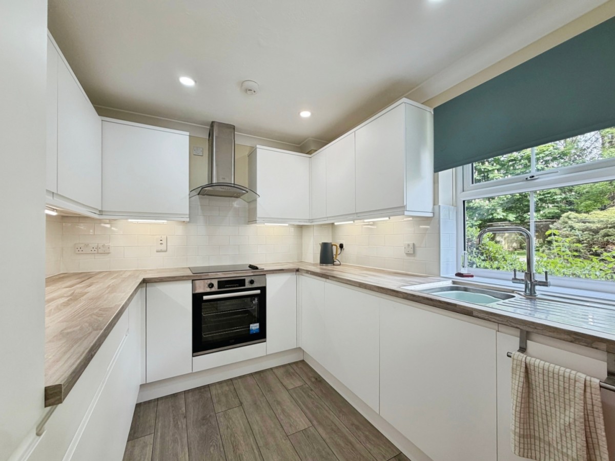 Chapel Road, Hothfield
