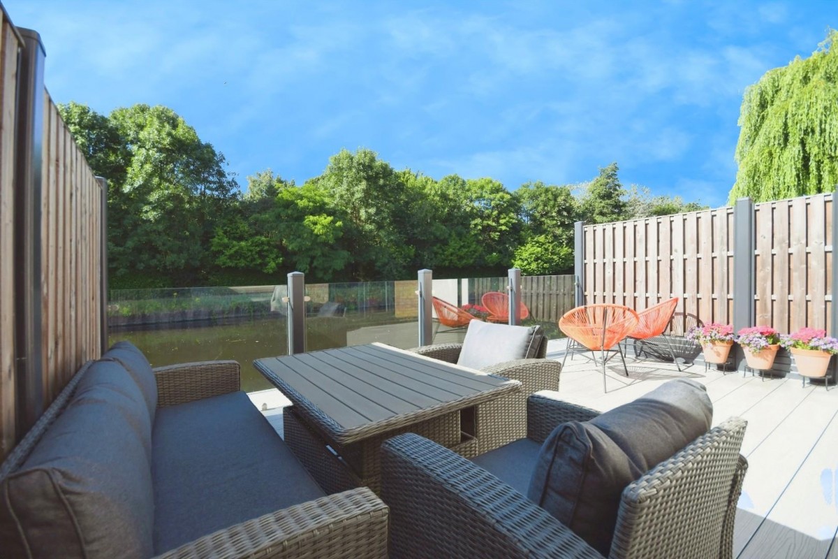 Scholeys Wharf, Mexborough, S64