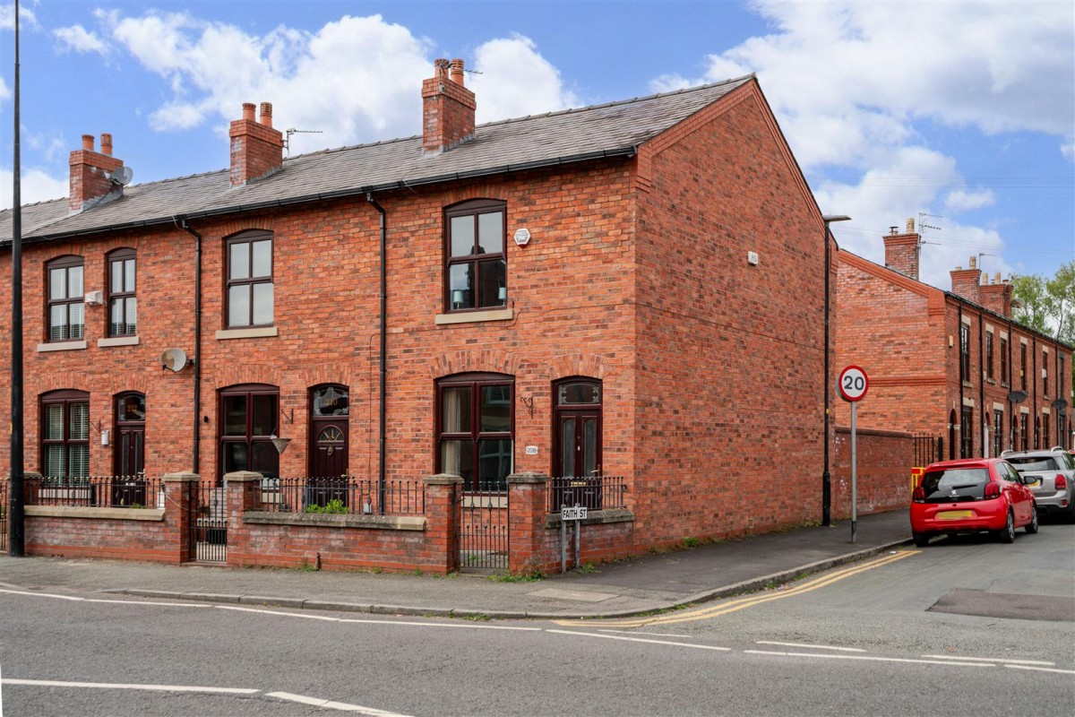 Firs Lane, Leigh
