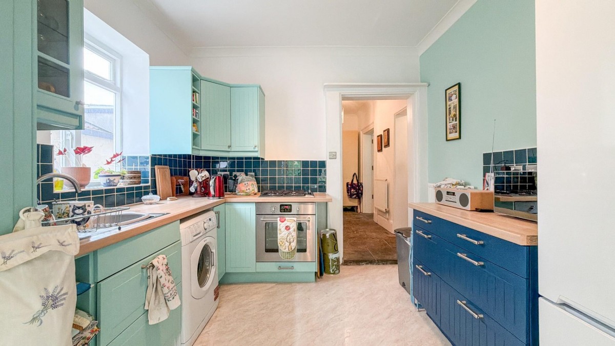 Alpha Road, Southville, BS3 1DH