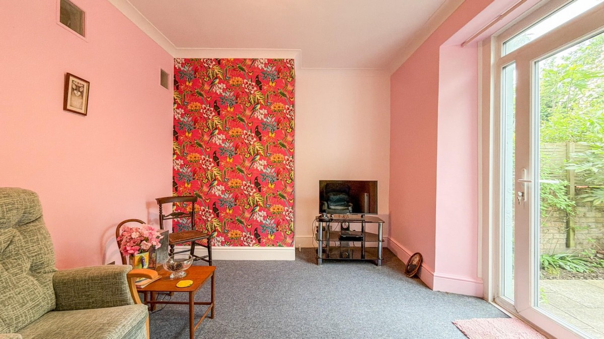 Alpha Road, Southville, BS3 1DH