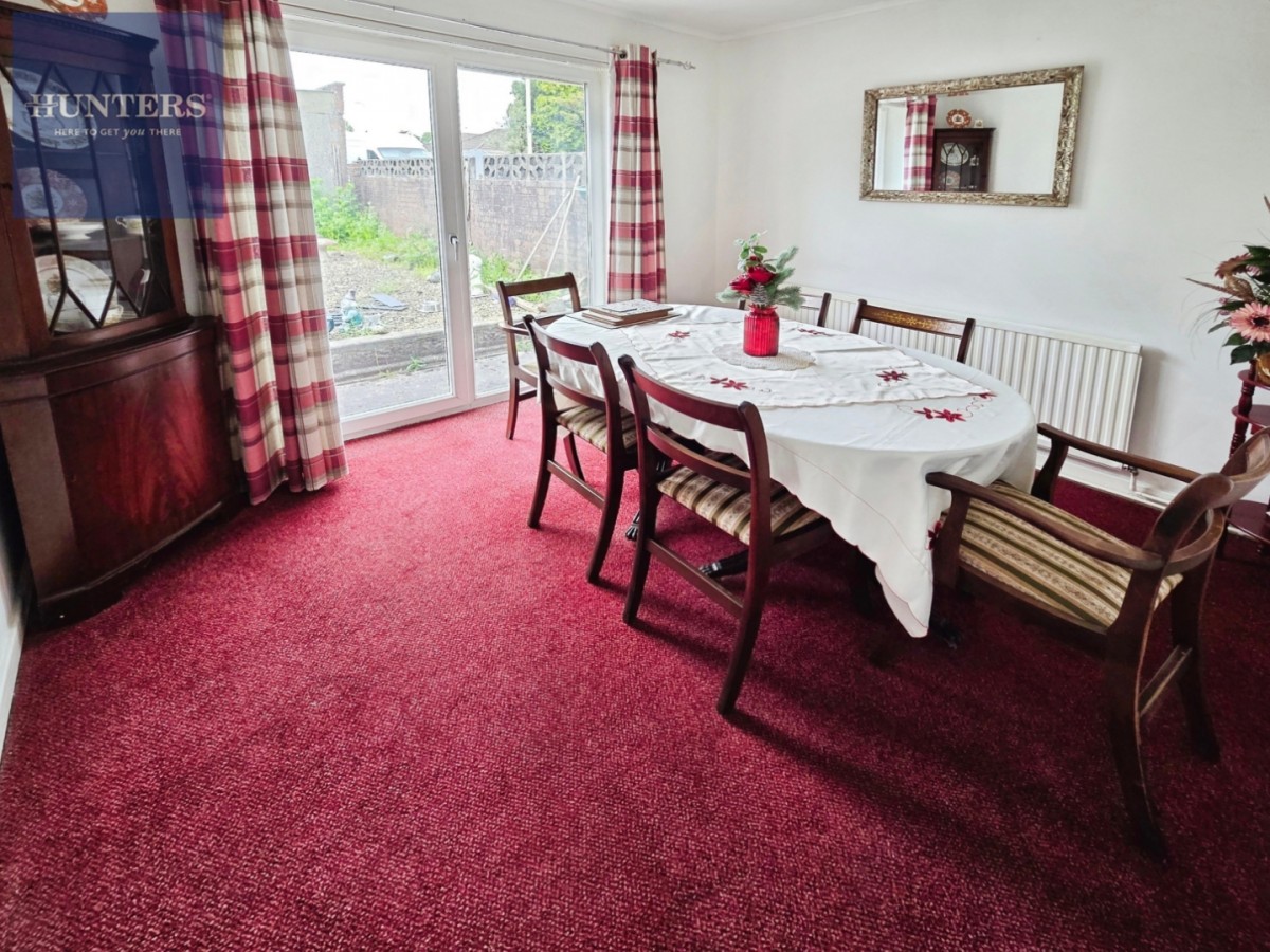 Llwyn Bedw, Pencoed, Bridgend