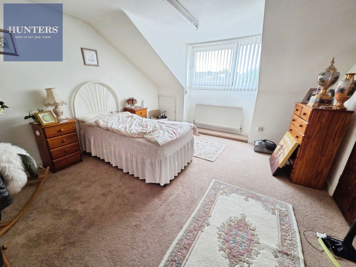 Llwyn Bedw, Pencoed, Bridgend