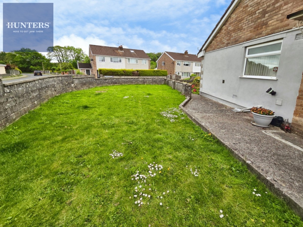 Llwyn Bedw, Pencoed, Bridgend