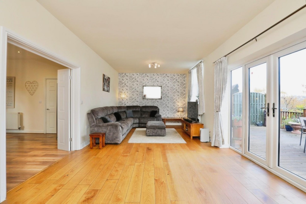Meadowhead, Woodseats, Sheffield, S8 7UA