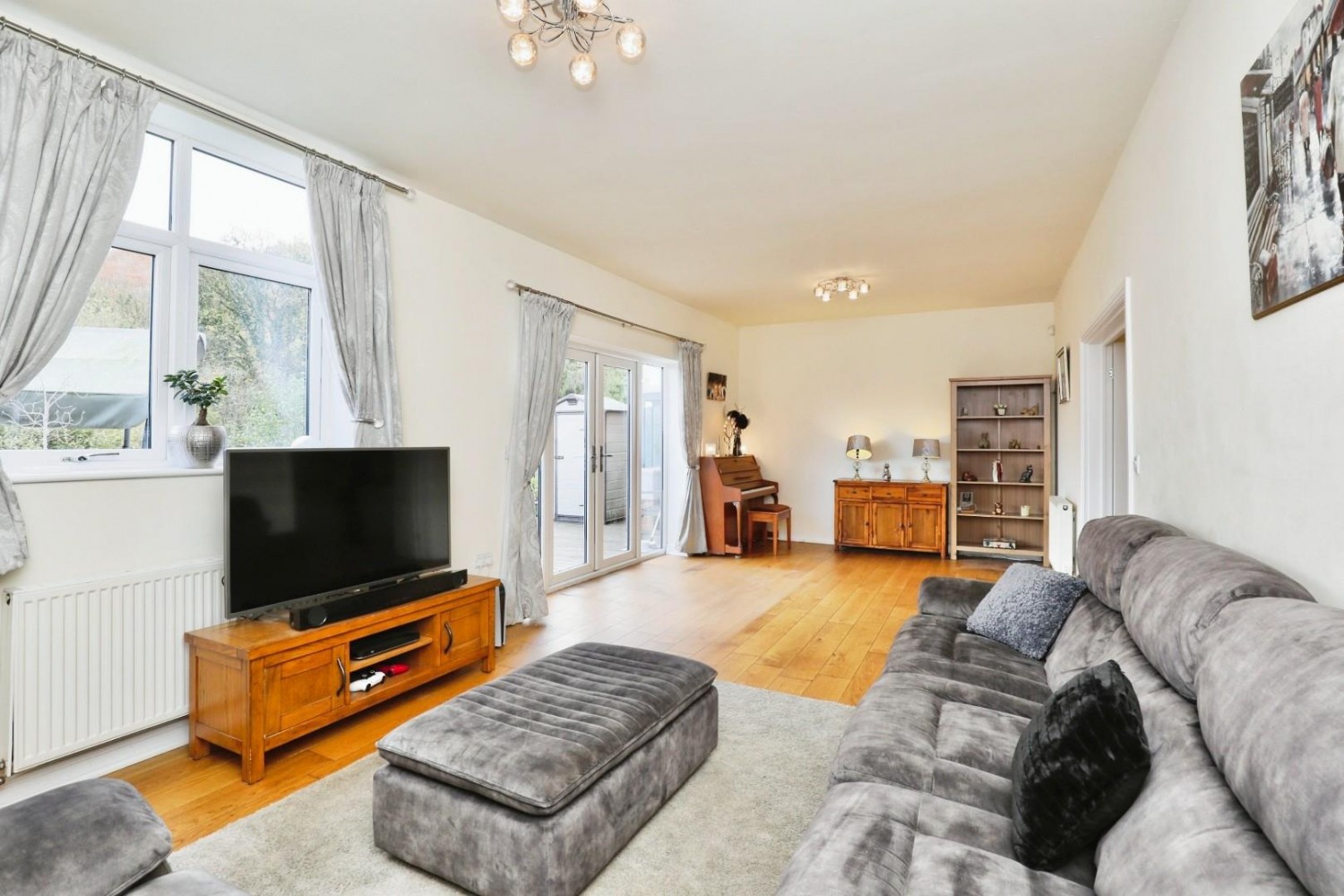 Meadowhead, Woodseats, Sheffield, S8 7UA