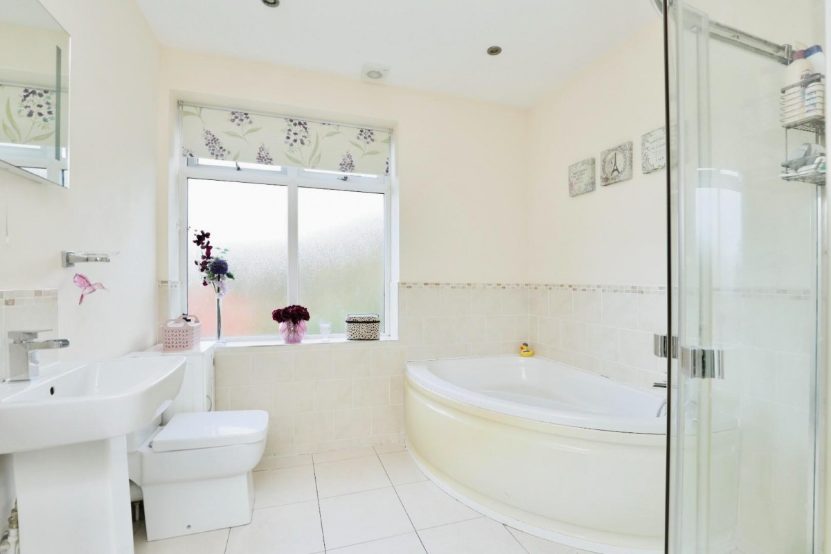 Meadowhead, Woodseats, Sheffield, S8 7UA