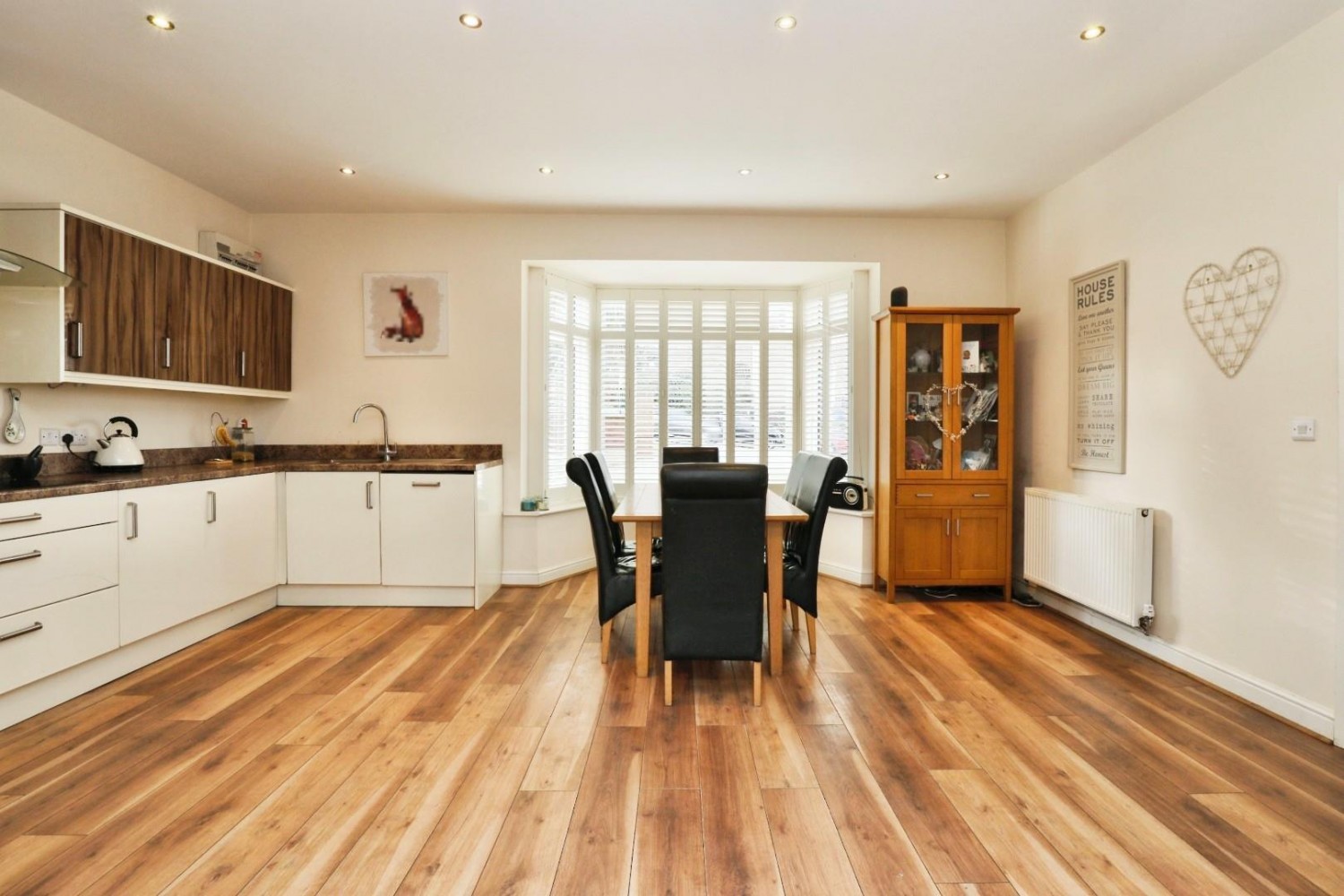 Meadowhead, Woodseats, Sheffield, S8 7UA